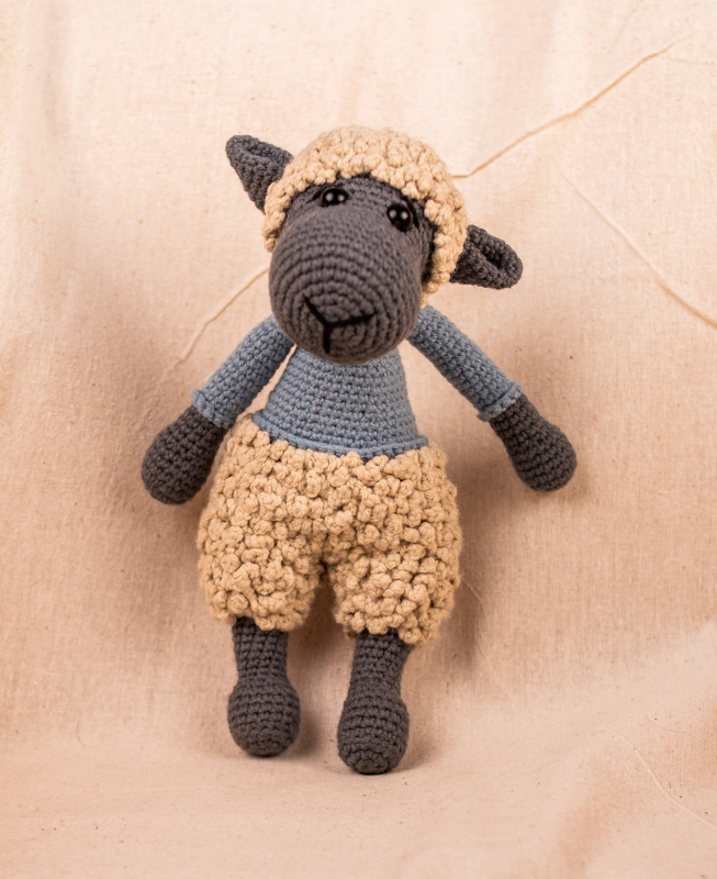 RAULITO (OVEJITA AMIGURUMI)